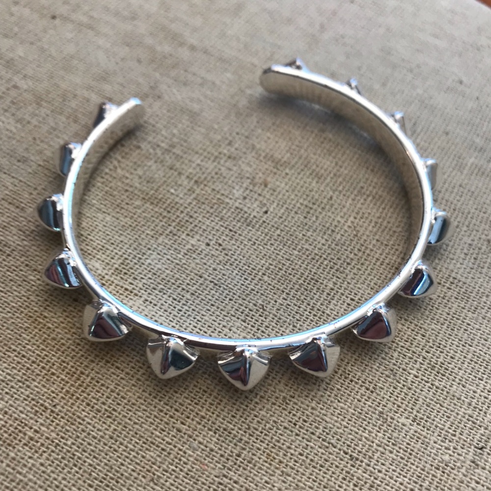 Stella & Dot SILVER Pyramid Stud Cuff Bracelet